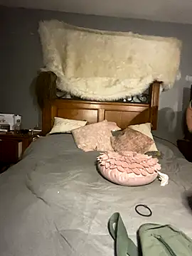 queenkelly1234 online show from December 20, 12:36 am