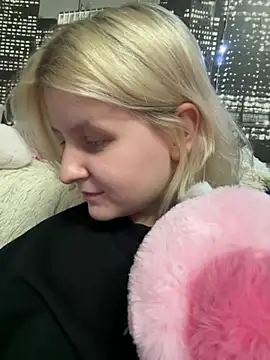 BonnyeBoom online show from February 3, 7:18 pm