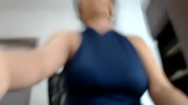 Lucyy Naugthy online show from December 17, 2:32 pm