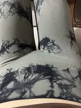 JuicyGamess online show from November 11, 4:59 pm