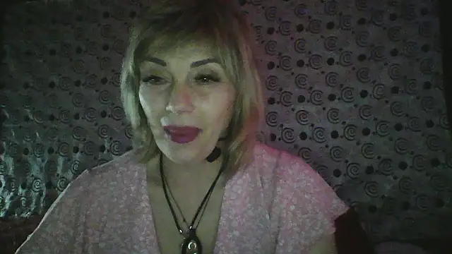 Lia Ray online show from November 12, 8:40 pm