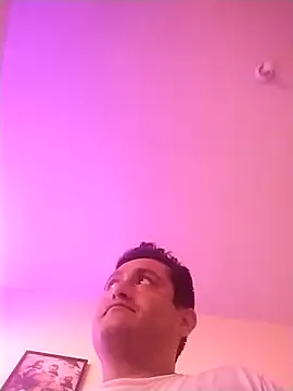 checheludo23 online show from April 15, 10:10 pm