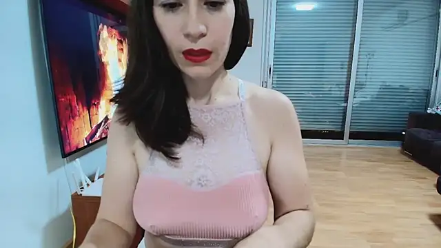 AlanaRius18 online show from November 3, 8:13 pm