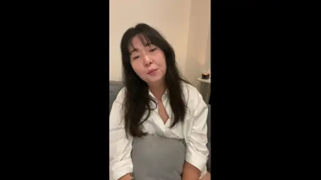 its Nelly online show from December 18, 4:12 pm