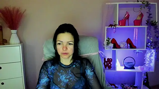 Mollybloom40 online show from April 16, 6:35 am