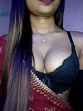 Strip Hotty242 online show from February 17, 7:13 pm