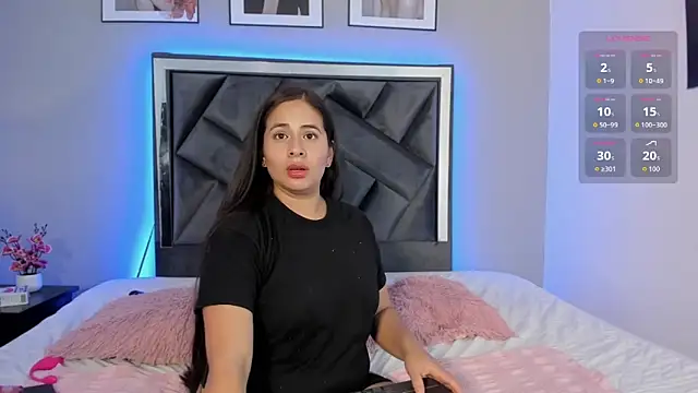 zoe longhair online show from October 29, 6:54 pm