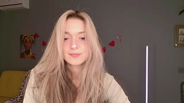 BellaSink online show from February 24, 5:39 am