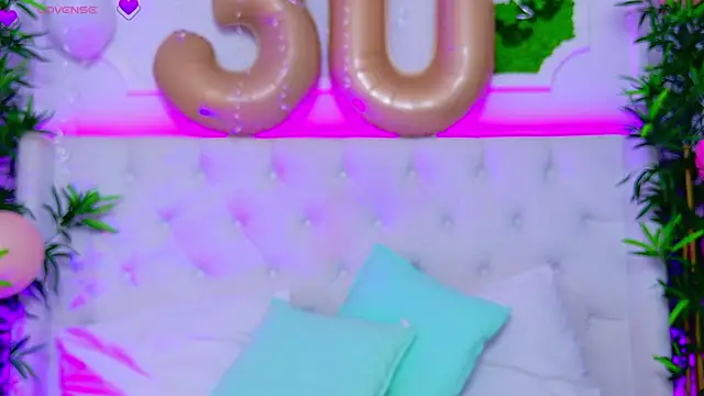 AriannaSins online show from September 11, 1:22 pm