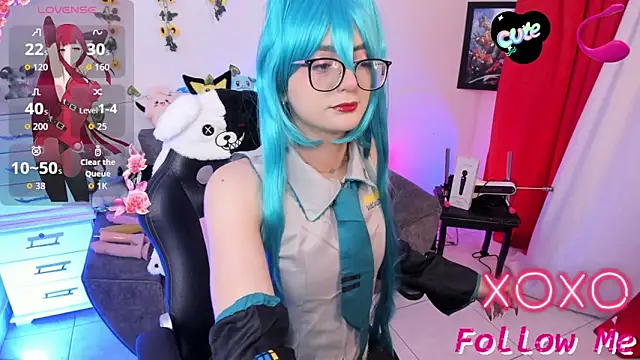 Noah Cherry online show from April 17, 5:53 am