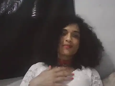 Snapshot of MorenaBellakita chatting on October 15, 6:32 pm MorenaBellakita online show from October 15, 6:32 pm