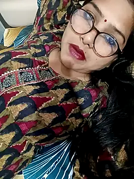 Vanshika1432 online show from November 8, 2:33 pm