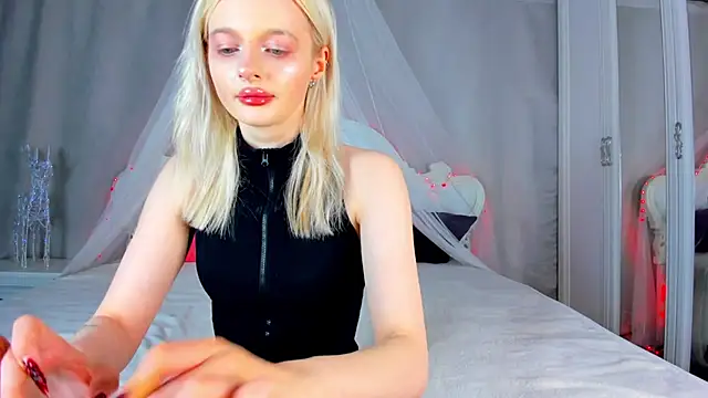 AlessaKiss online show from June 5, 9:04 am
