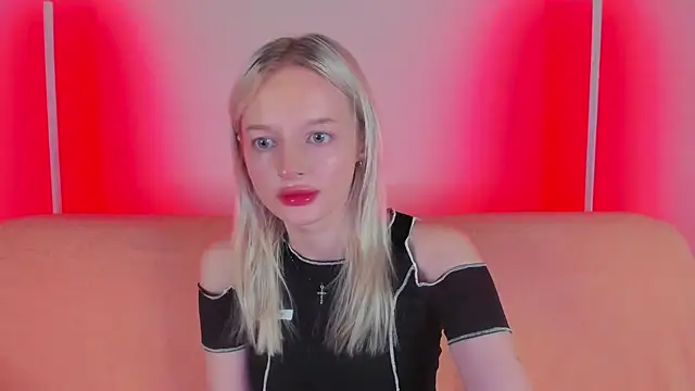 AlessaKiss online show from July 17, 7:02 am