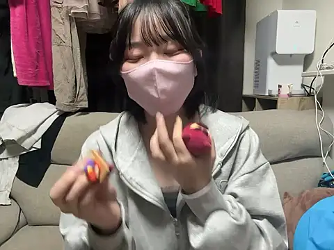 pinkudayo girl online show from April 3, 2:37 pm