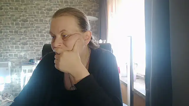 Diamond Bite online show from November 1, 7:56 am