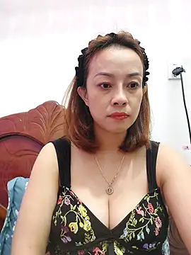 Baby-bigboobs20 online show from November 10, 11:33 pm