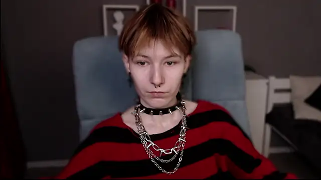 guitarandangell online show from February 20, 8:16 am