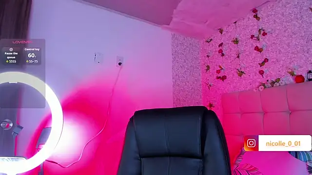 amelia ferrerx online show from November 5, 3:12 am