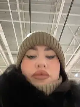 KiraSunshine online show from December 1, 4:05 am