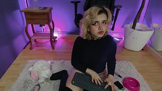 Navier   online show from November 15, 9:27 pm