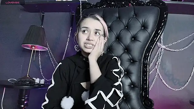 Navier   online show from April 17, 3:08 am