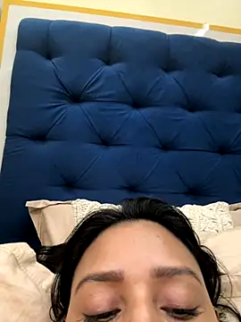 heenashai online show from November 15, 8:43 pm