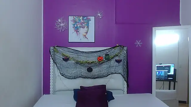 innocent sexybaby online show from October 31, 9:08 pm