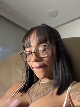 akiira lee online show from March 5, 11:11 pm