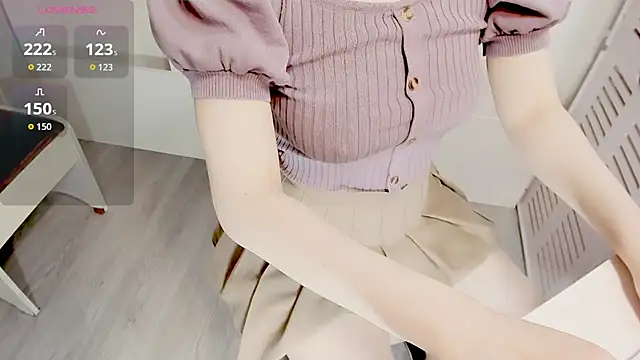 mimi babyyy online show from July 19, 4:53 pm