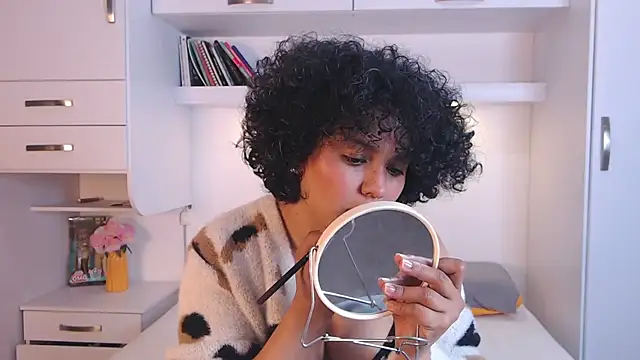 MartiRuis10 online show from December 4, 12:24 am