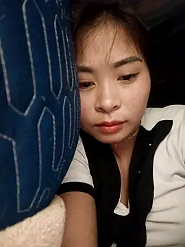 Squirrel-Pear online show from January 17, 9:00 pm