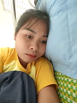 Squirrel-Pear online show from November 11, 1:45 am