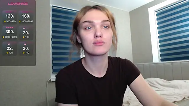 EmiliaRhodes online show from October 20, 10:46 pm