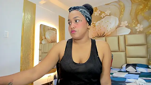 NahomiWalker  online show from March 9, 8:01 pm