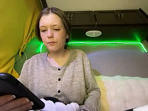 Thedeepwebcutie online show from January 8, 3:32 am