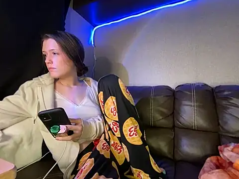 Thedeepwebcutie online show from February 1, 5:06 am