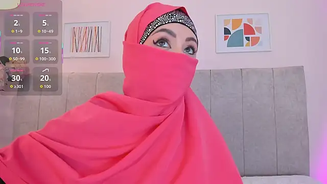 fatiima  online show from January 15, 7:20 pm