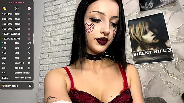 ForeTiff online show from October 31, 7:40 pm