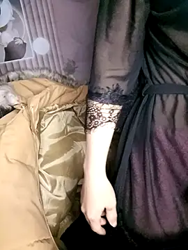 Fish yellow online show from November 5, 10:15 pm