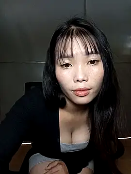 Fish yellow online show from October 29, 3:11 am