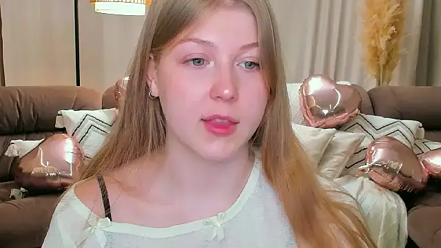 Stella Light online show from February 20, 6:20 pm