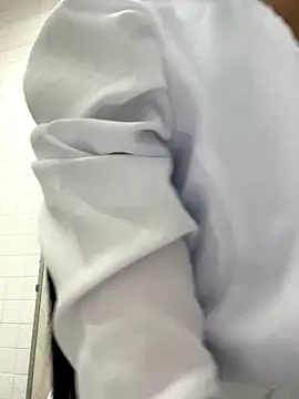 raphaelasoares online show from November 23, 5:32 am