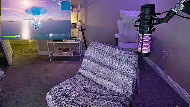 AngieFae  online show from February 6, 4:27 am