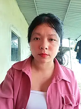 lisa-bae00 online show from March 19, 8:18 am