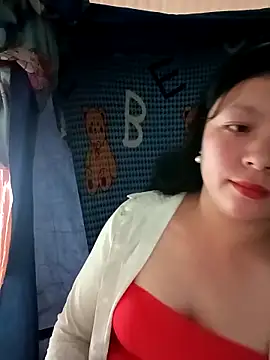 lisa-bae00 online show from February 14, 9:44 am