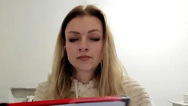 Salionne online show from March 13, 6:09 pm