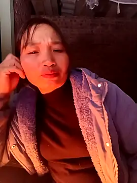 sowbibi online show from February 19, 4:39 pm