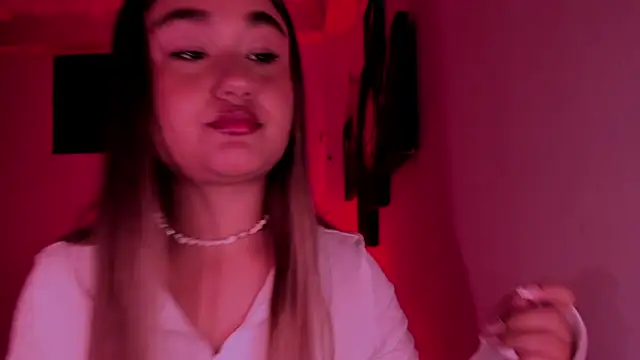 Soouf  online show from February 26, 11:15 pm