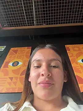 Talia Bonet online show from April 5, 6:51 pm